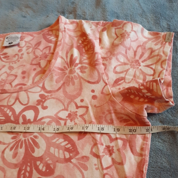 3/$25 Columbia Short Sleeve T-Shirt - Picture 4 of 4